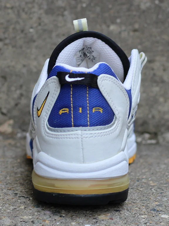Nike Air Max Light 3 white, royal and taxi
