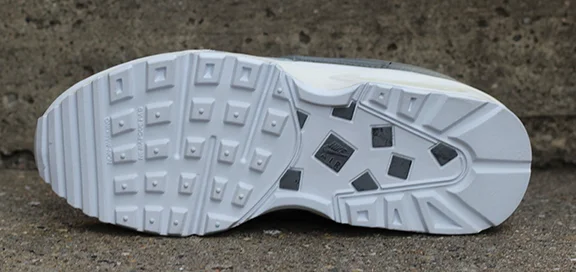 nike air classic bw leather