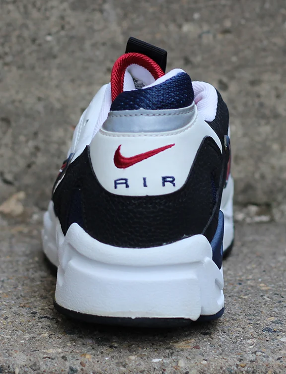 Nike Air Structure Triax navy and deep red