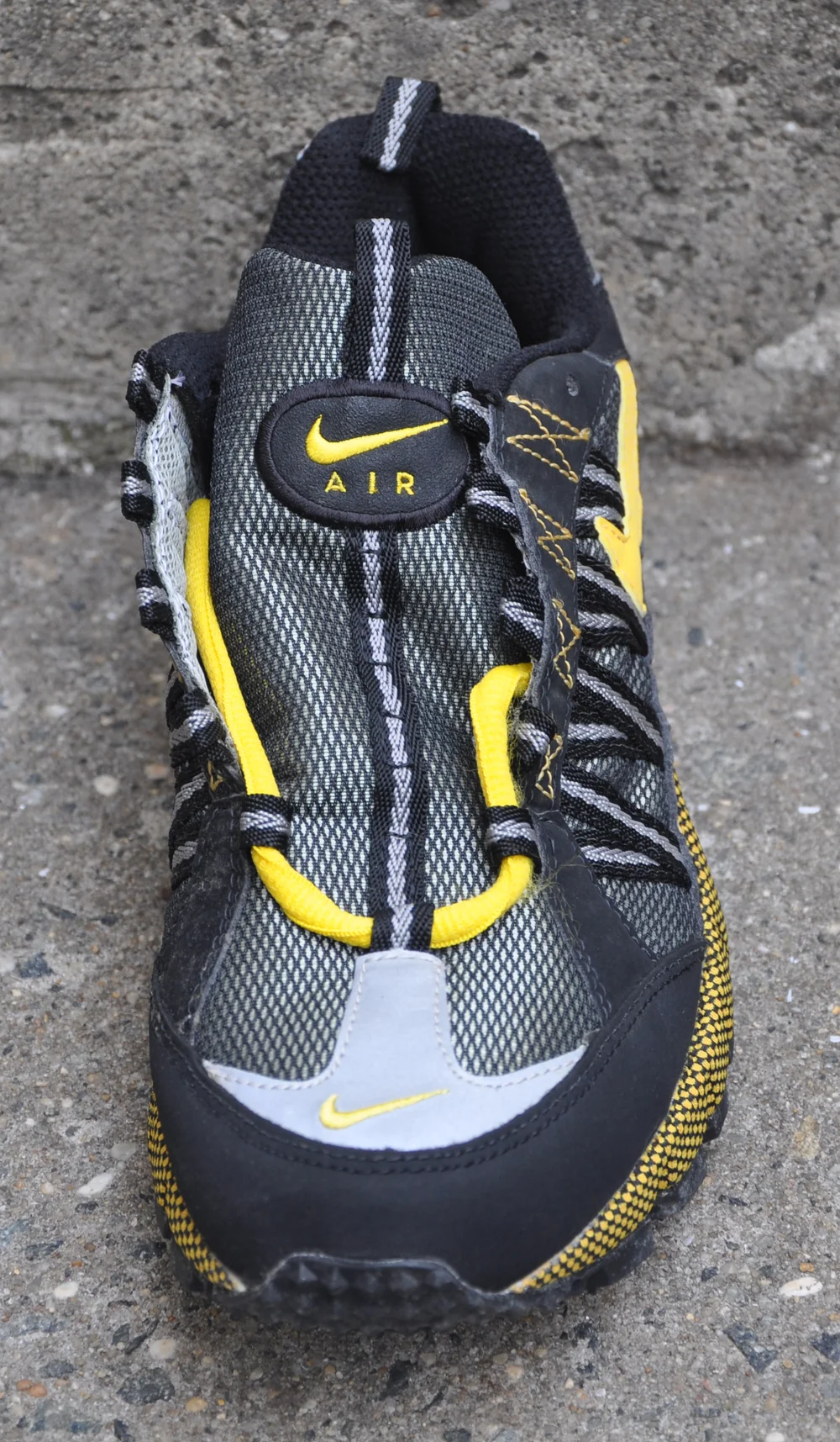 Nike Air Humara Black Maize (Size DS — RootsBK