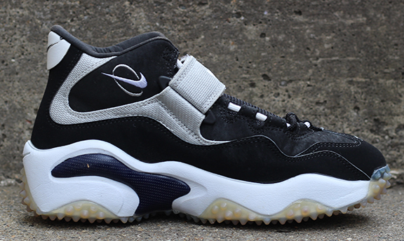 Air Zoom Turf / Silver DS Roots
