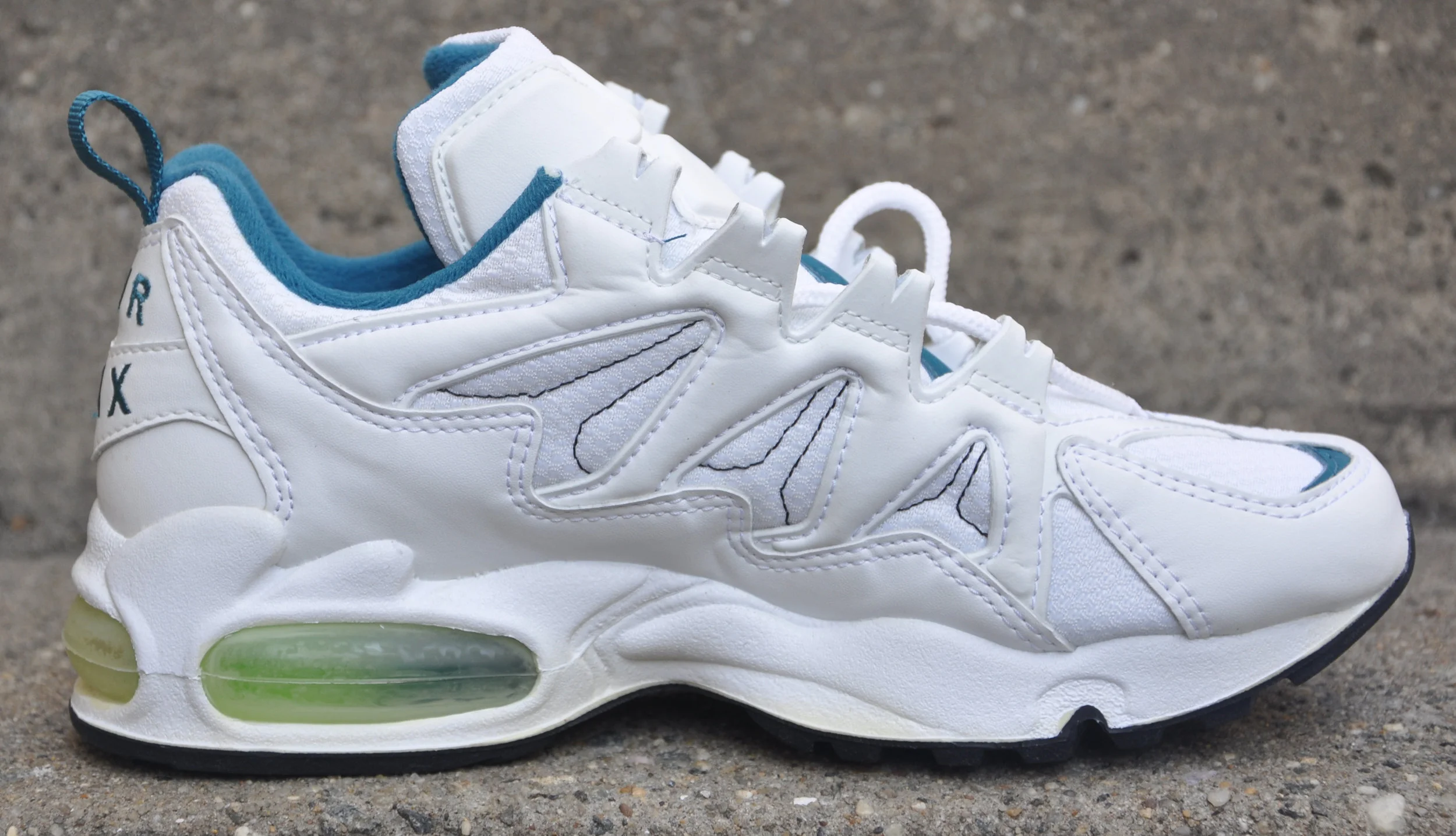 Nike Air Max Tailwind blue grass and mean green