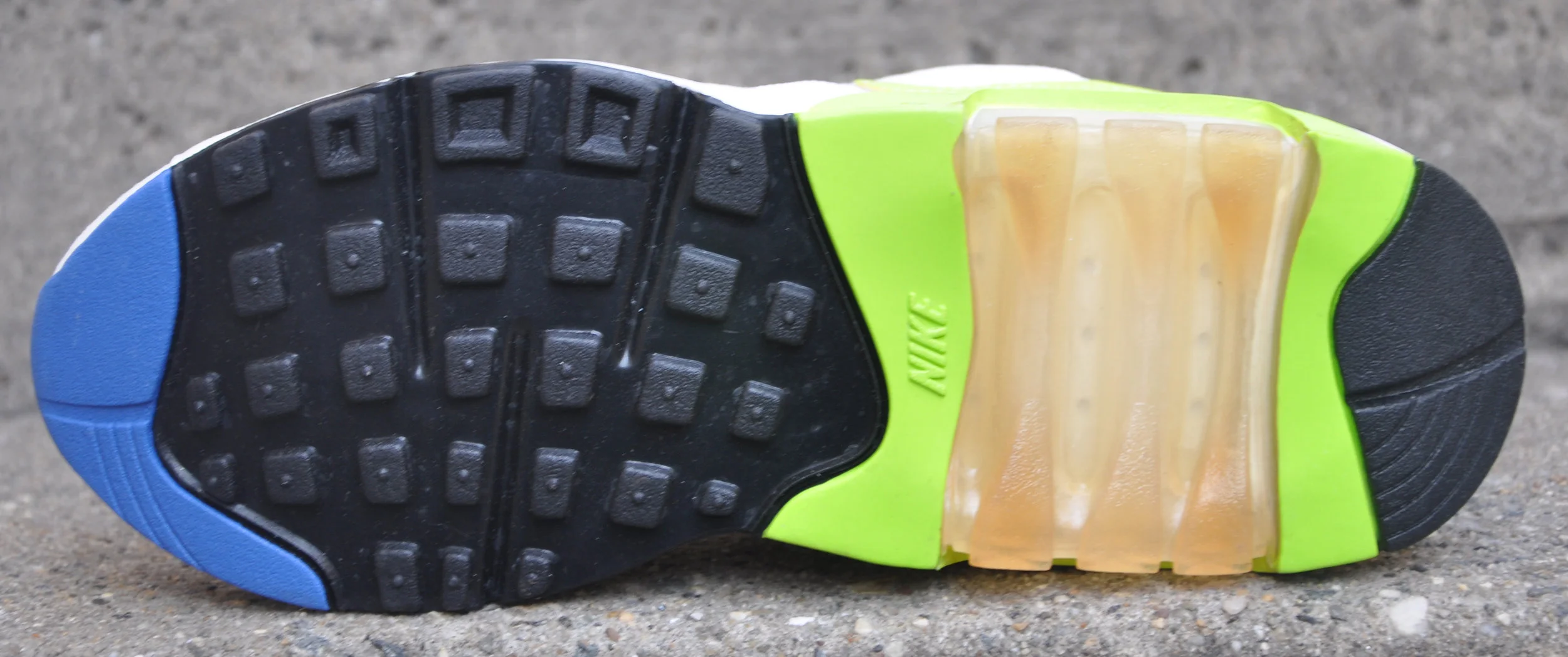 bottom of Nike air 180 .jpg