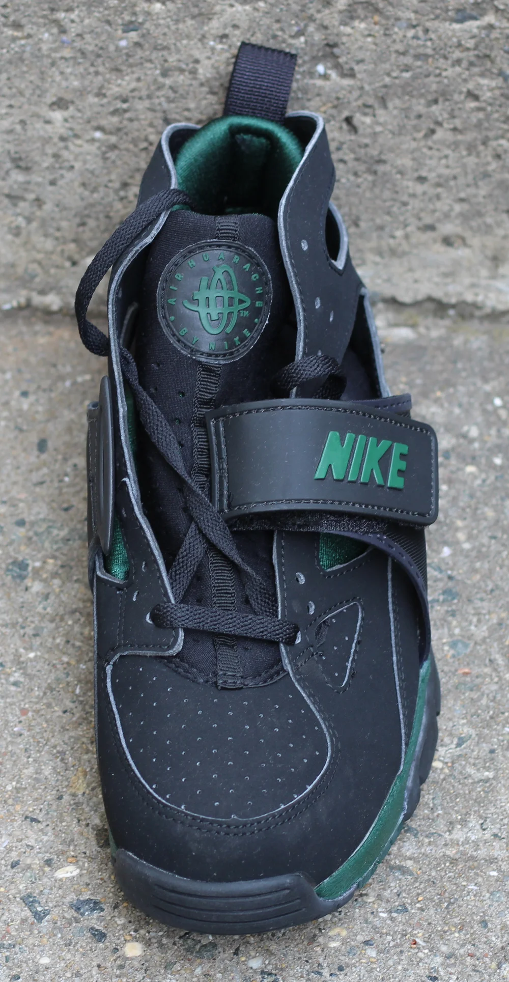 Nike Air Trainer Huarache Black Forest Green DS — RootsBK