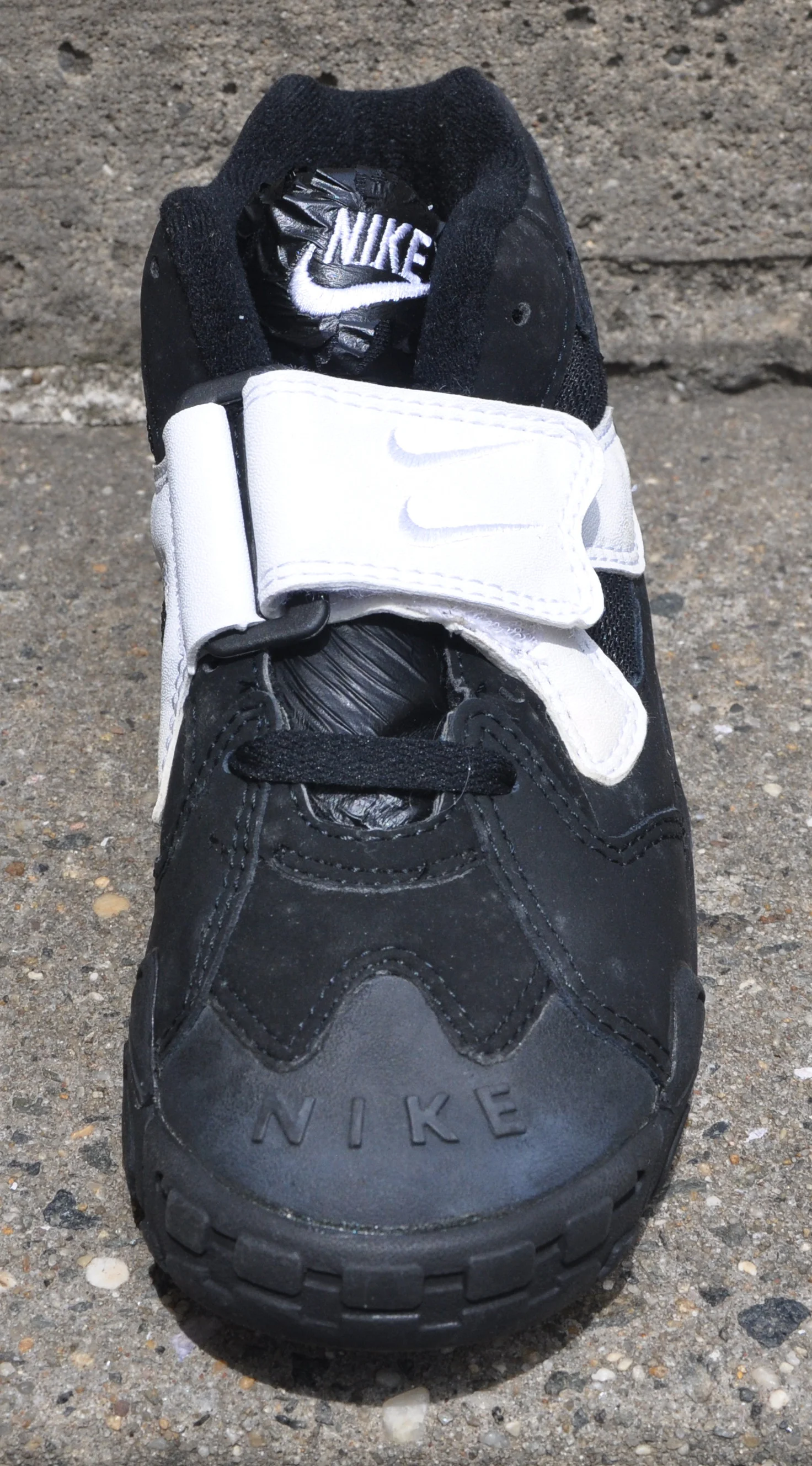 Nike Turmoil black and white