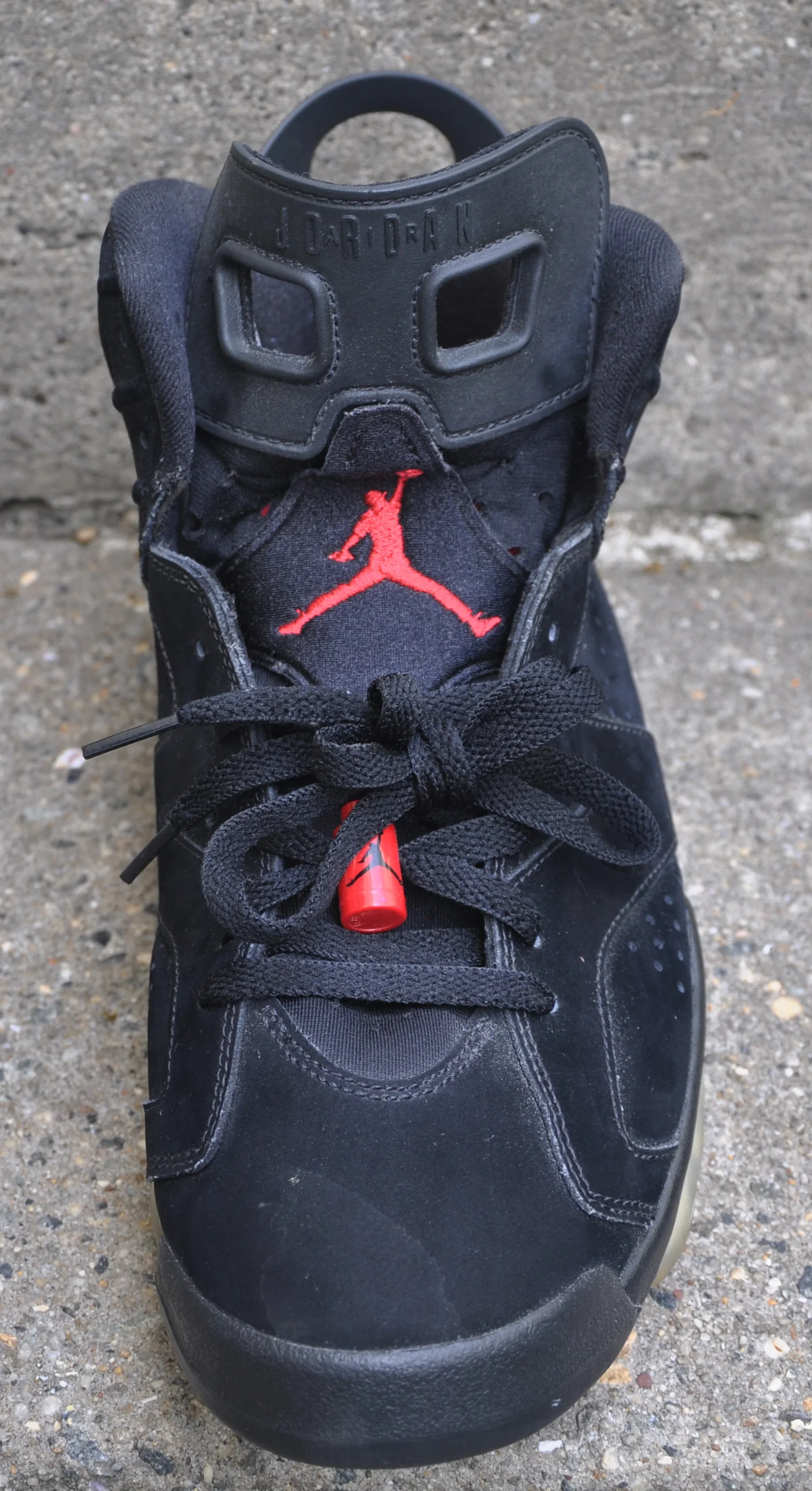 front of Air Jordan 6 retro .jpg