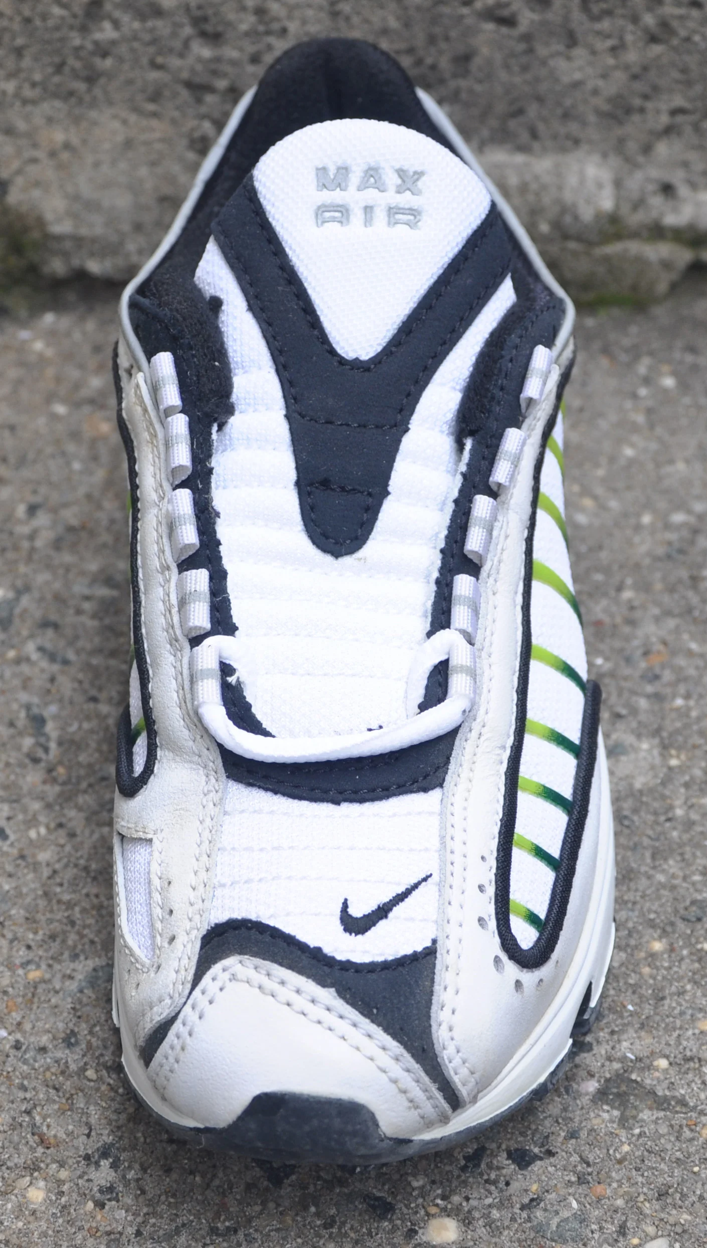 Nike Air Max Tailwind White, lime and oxidized green