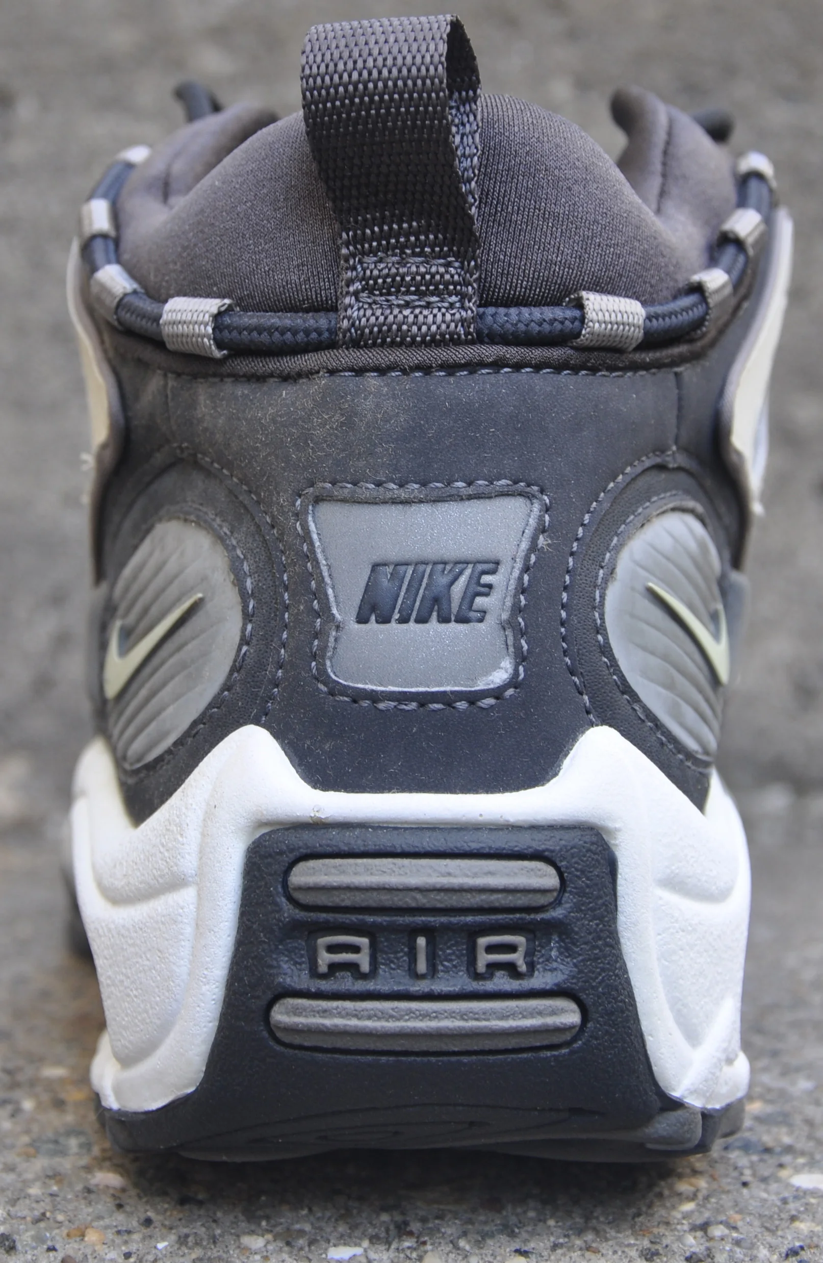 Nike Air Sunder G SC Charcoal