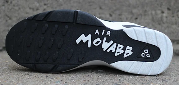 Nike Air Mowabb grey and black