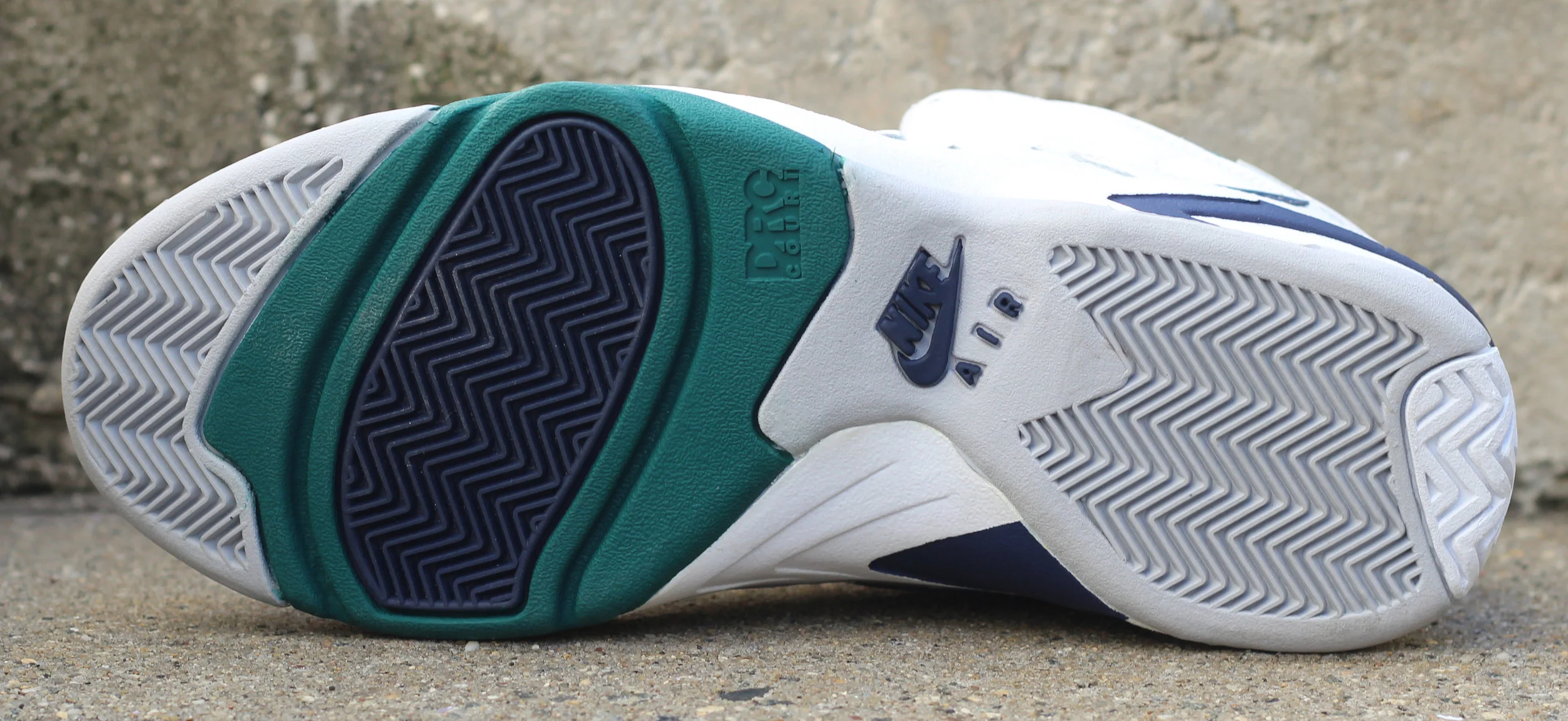 Nike Air Ace Plus Mid white, navy, and teal