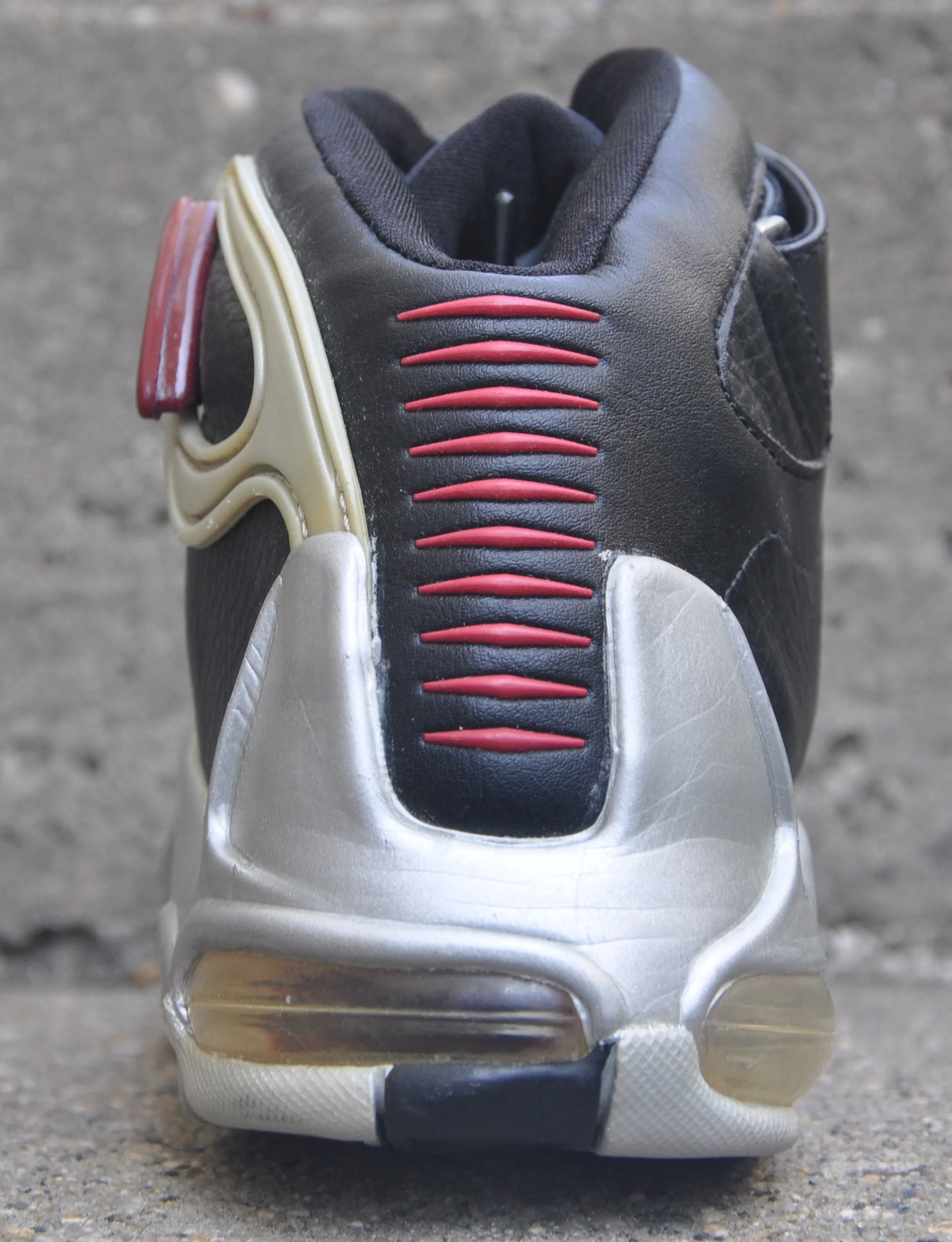 nike air max elite battlegrounds