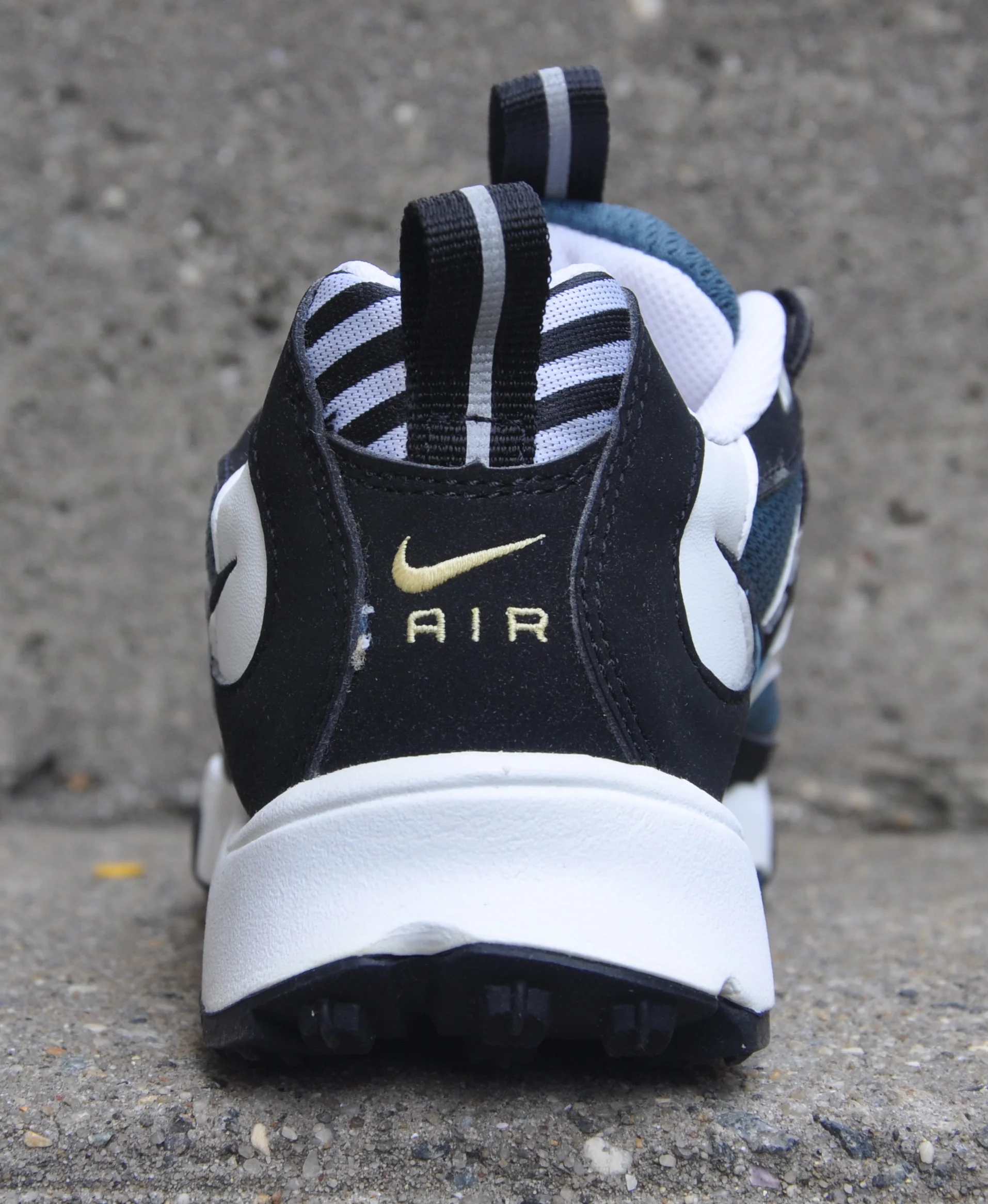 Nike Air Wintrailia Marina and Alpine