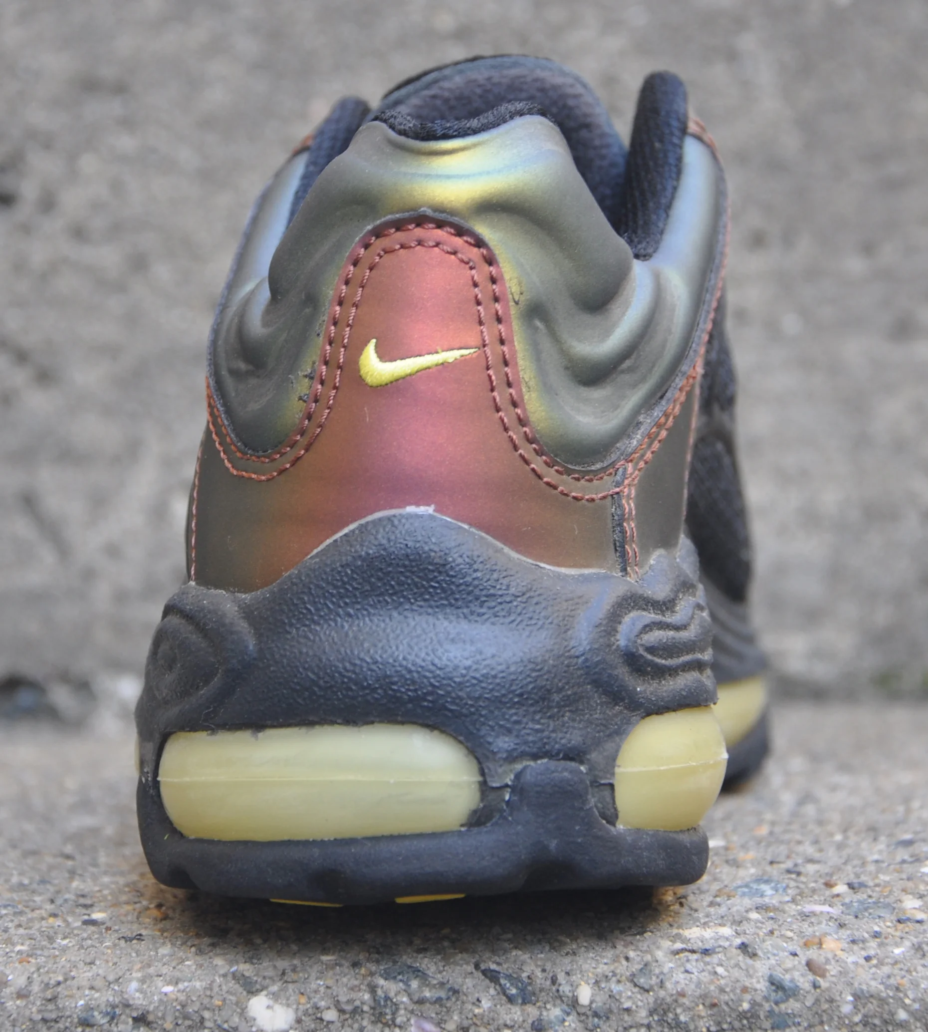 Nike Air Max Tuned Celery and Satin red