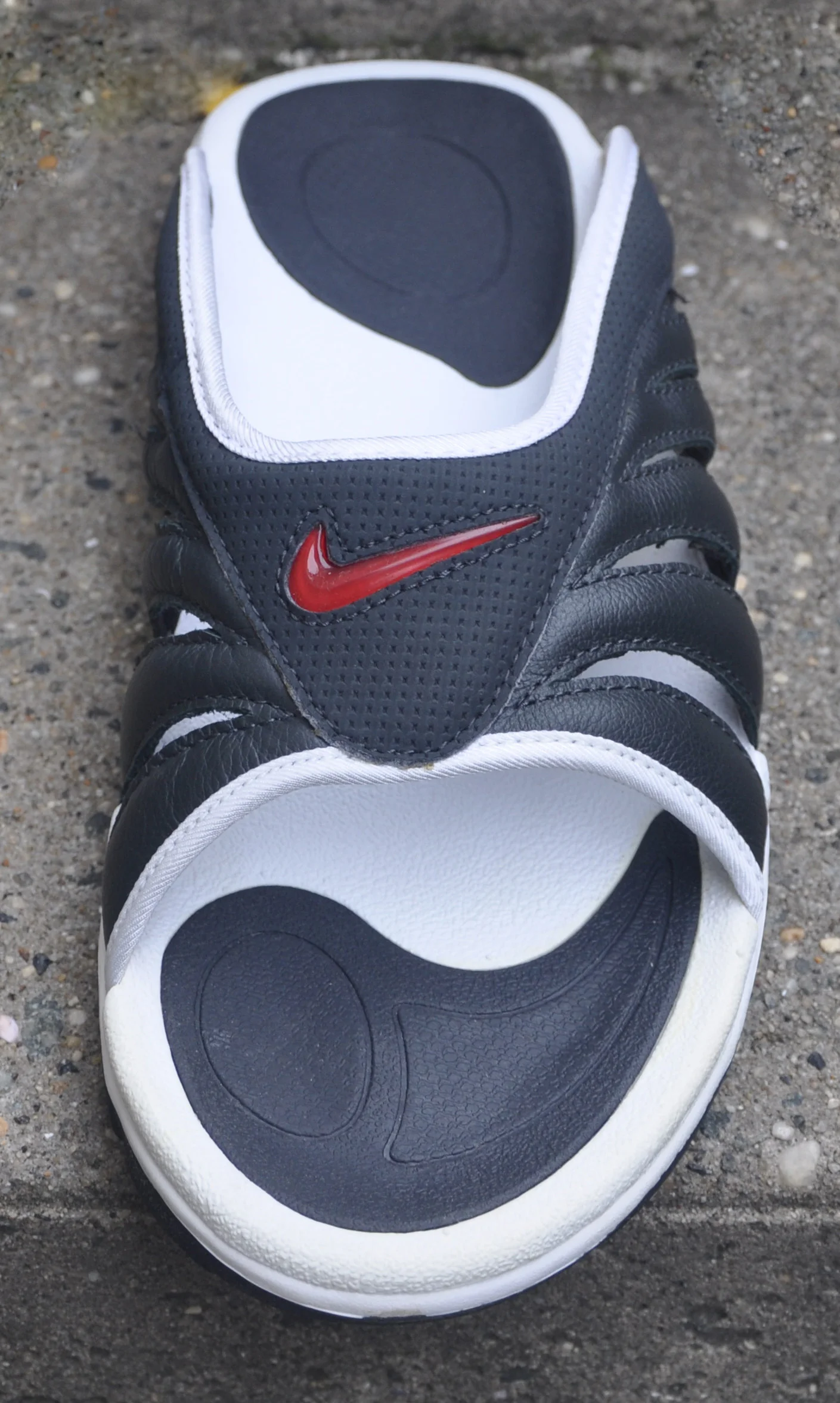Nike Duper black and red slide.