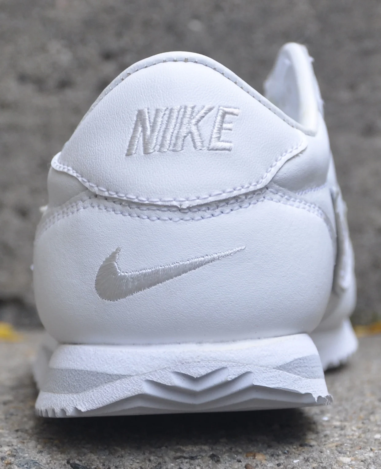 Nike Spirit SC white and grey