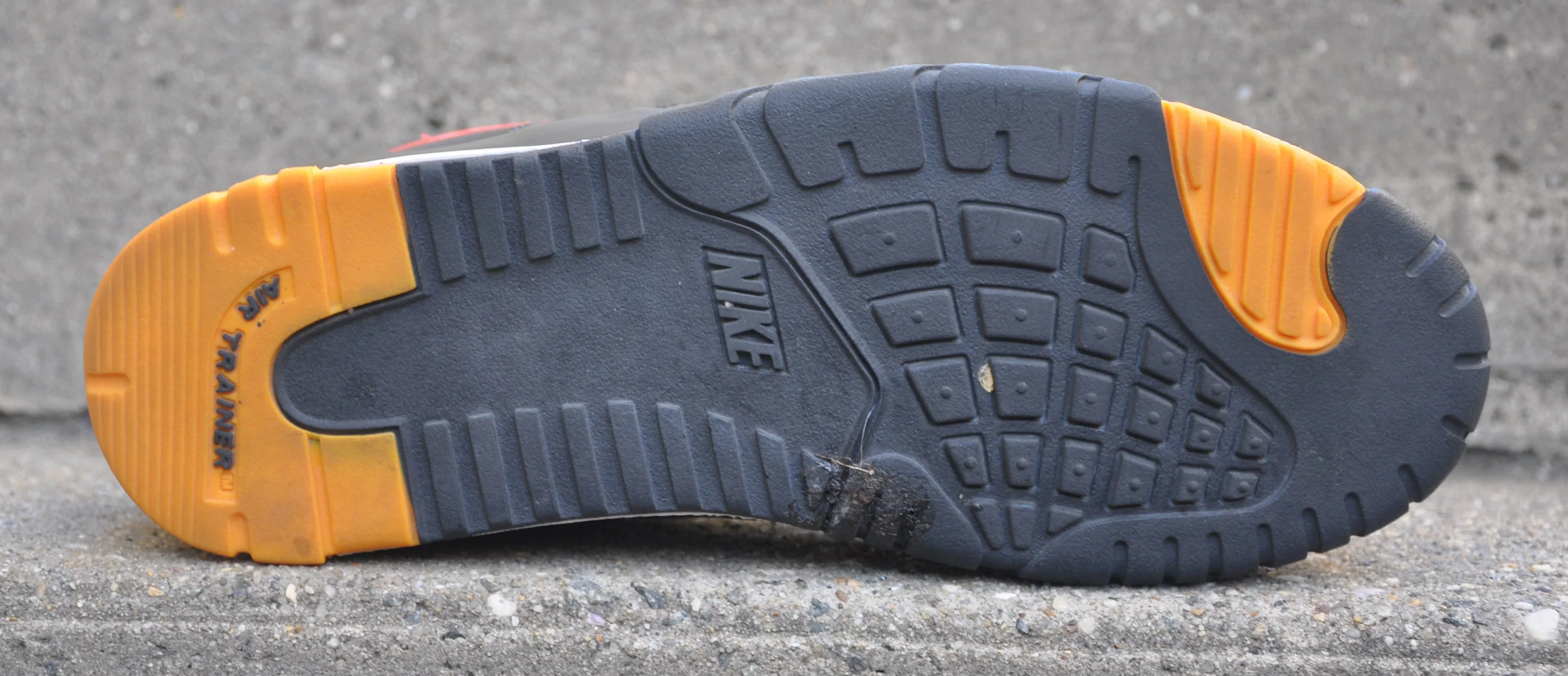Nike Air Trainer III Mid Premium Sertig