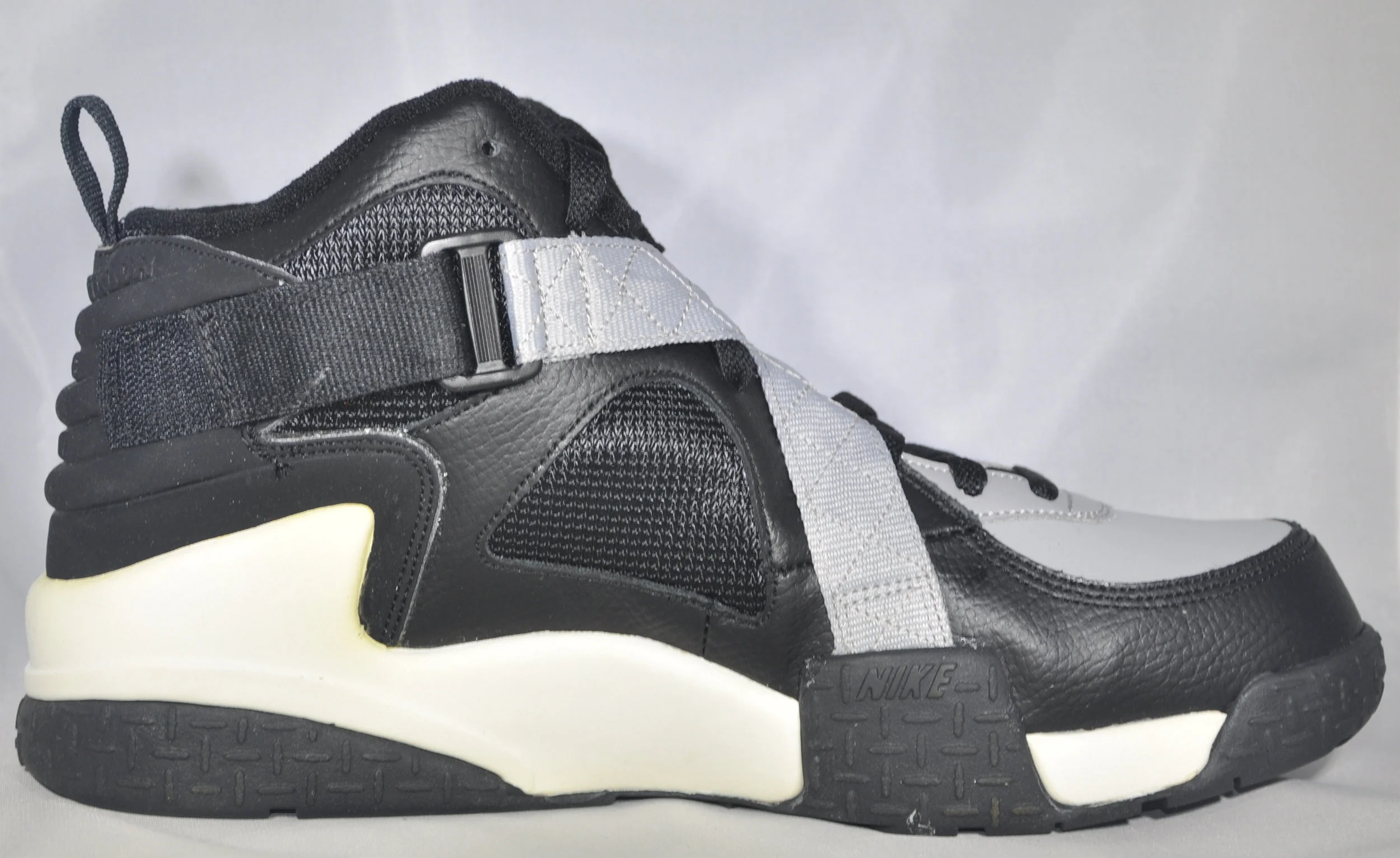 Nike Air Raid Black / Grey (Size 10.5) DS — RootsBK