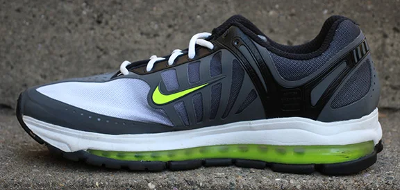 Nike Air Max Solas grey volt.