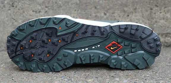 Nike Air Terra Sertig Pear, Ceramic and green