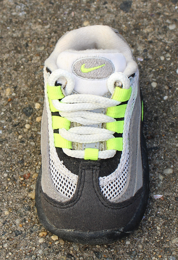 Baby Nike Air Max 95 Cool Grey / Neon (Size 2.5) DS — Roots
