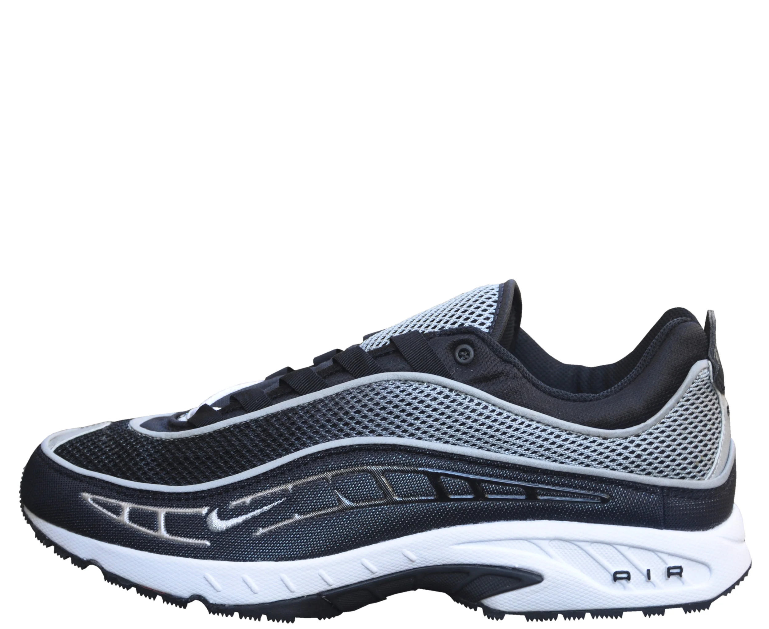 Nike Air Famished black, silver, and 3M