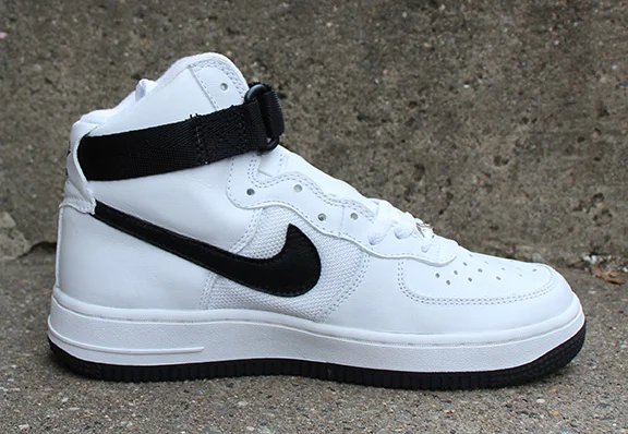 Kids Nike Air Force High White Black (Size DS — RootsBK