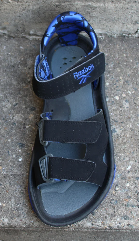 Reebok Amazone black and reflex blue