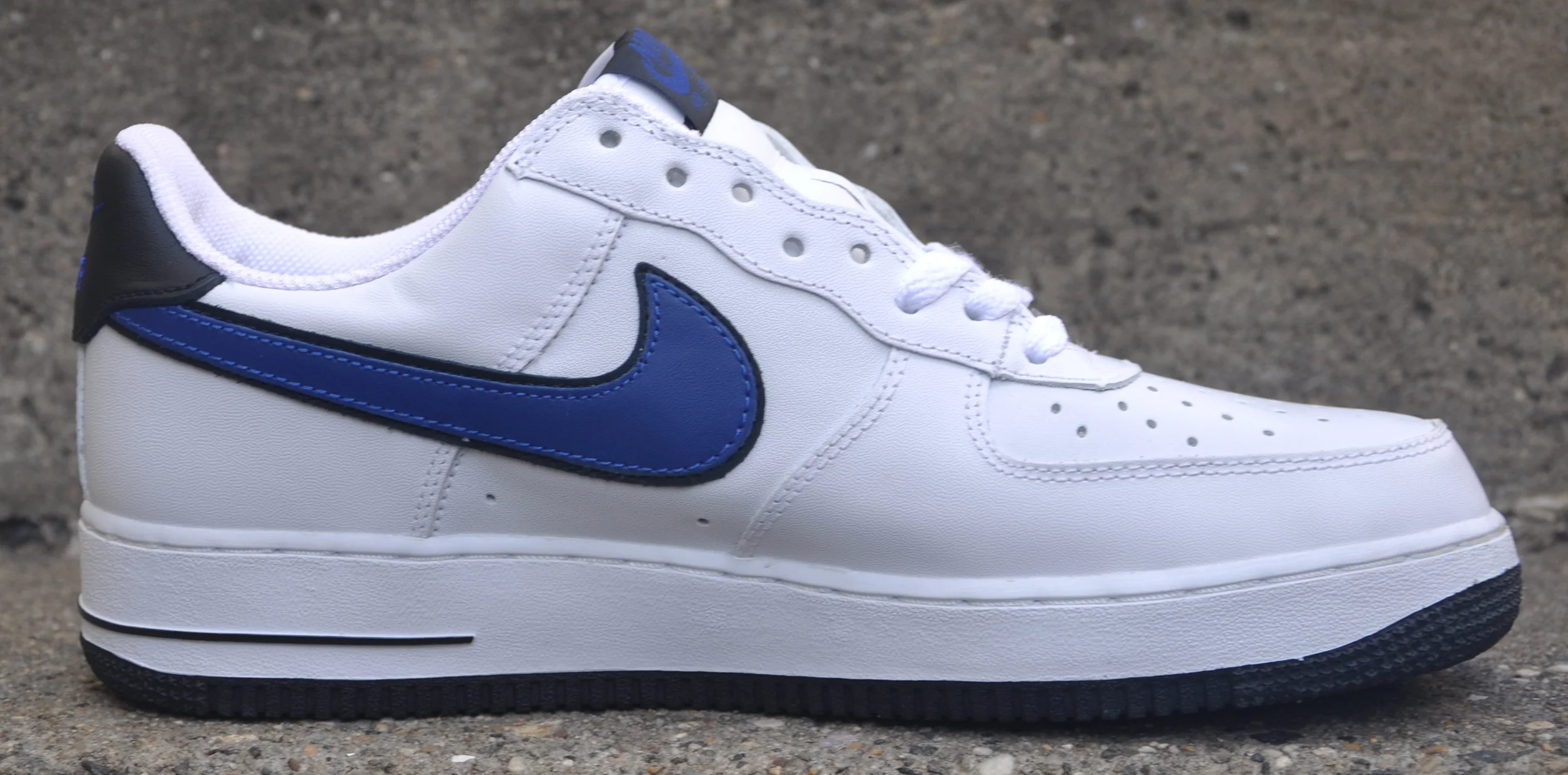 Nike Air Force 1 Low White / Sport Royal / Black (Size 11.5 