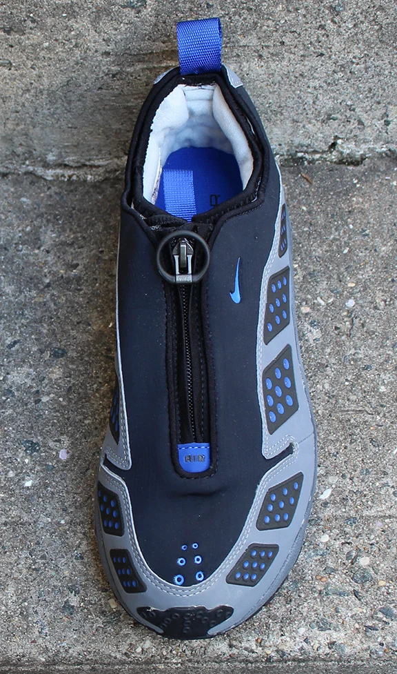 Nike Air Sunder Max Black, varsity royal, neutral grey.