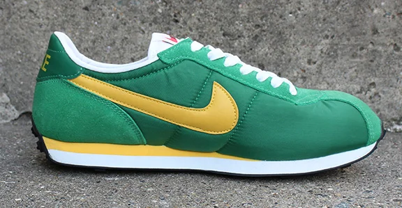 Nike Waffle Trainer Pine Green and yellow.
