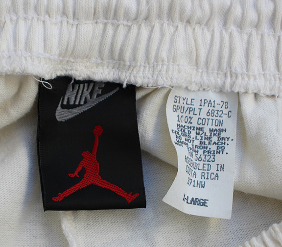 Vintage Nike Air Jordan VII White Sweat Shorts (Size M) NWOT — Roots