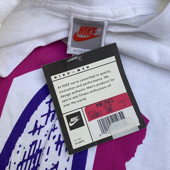 nike grey tag .jpg
