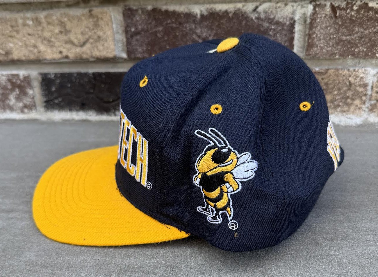 Side of Yellow Jackets hat.jpg