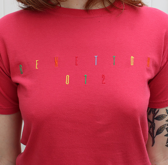 Vintage United Colors Of Benetton T Shirt (Size Women's M) — Roots
