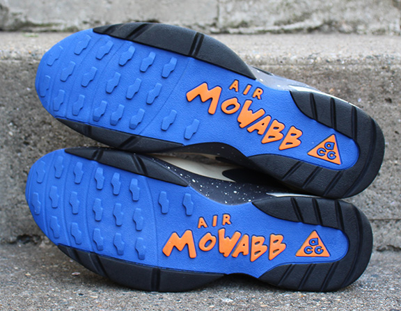 bottom of Nike mowabb 2009 .jpg
