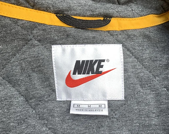 Vintage Nike Hooded Puffy Yellow Jacket (Size M) NWOT — RootsBK