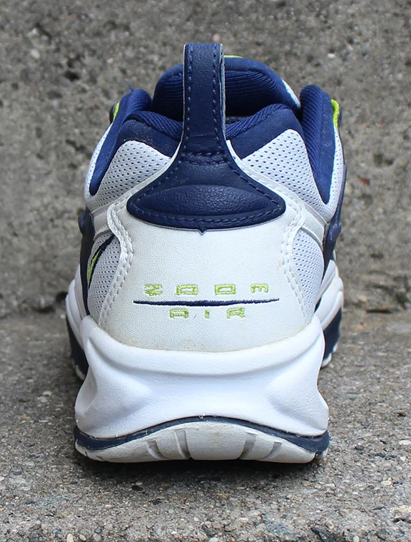 Women's Nike Air Zoom Amazeable White / Navy / Cactus
