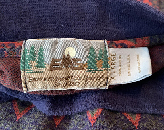 Vintage Eastern Mountain Sports All Over Print L/S Shirt (Size XL) — Roots