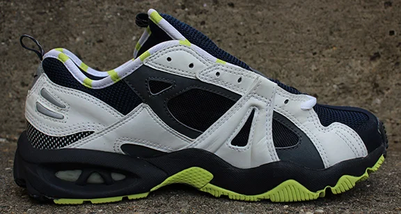 Nike Air Terra Central Obsidian / Lime / White