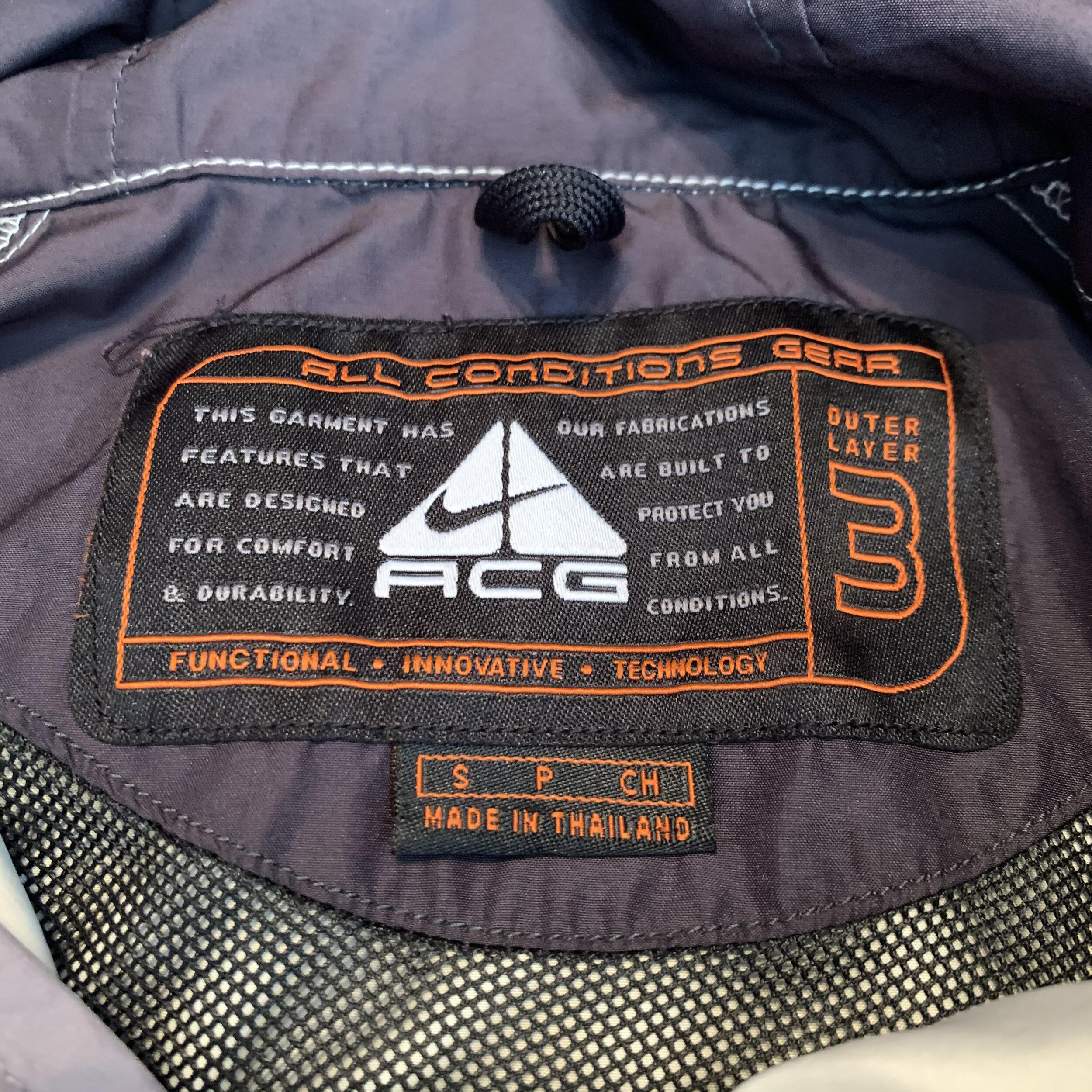 Vintage Nike ACG Outer Layer Jacket (Size S) — Roots