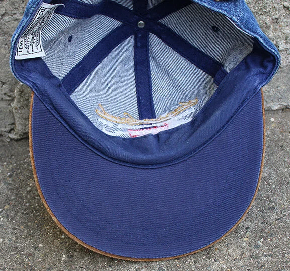 inside of Levis cap .jpg