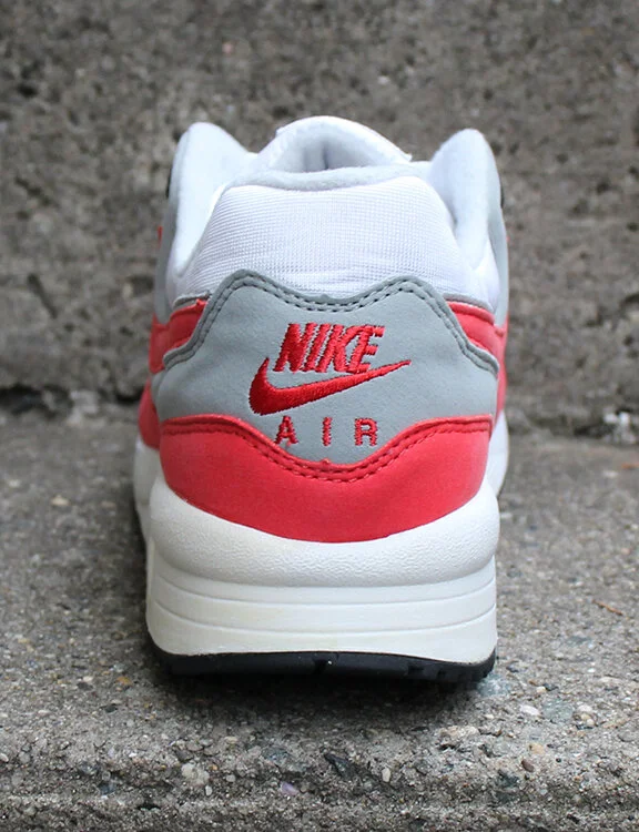 Nike Air Max Light Essential White, Crimson and black.