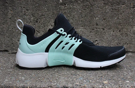 Women’s Nike Presto Black Igloo Summit White