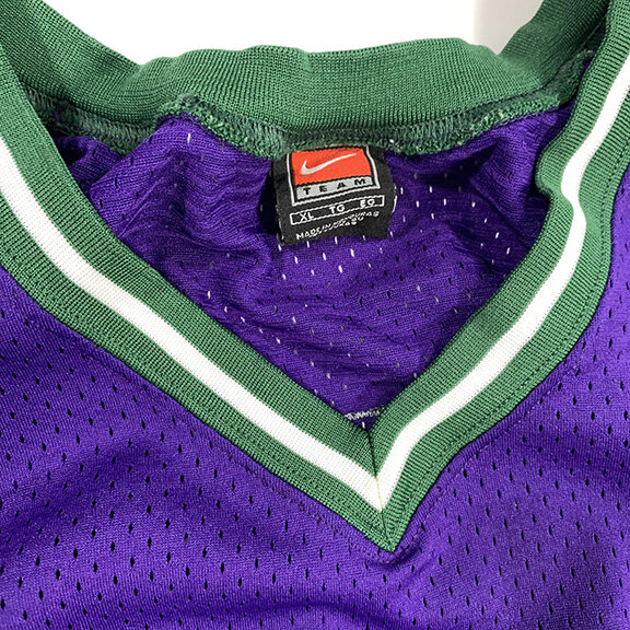Lostboysvintage Vintage 1990s Ray Allen Milwaukee Bucks NBA Nike Jersey Size XXL / 90s Jersey / Sportswear / Bucks Jersey / Vintage Ray Allen / Embroidered