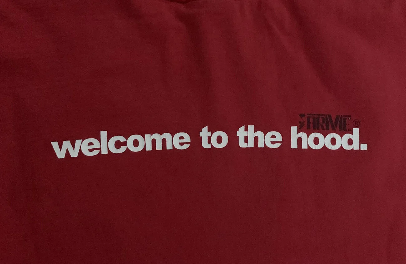 Vintage Arme Welcome To The Hood T Shirt (Size XXL, Fits Long 