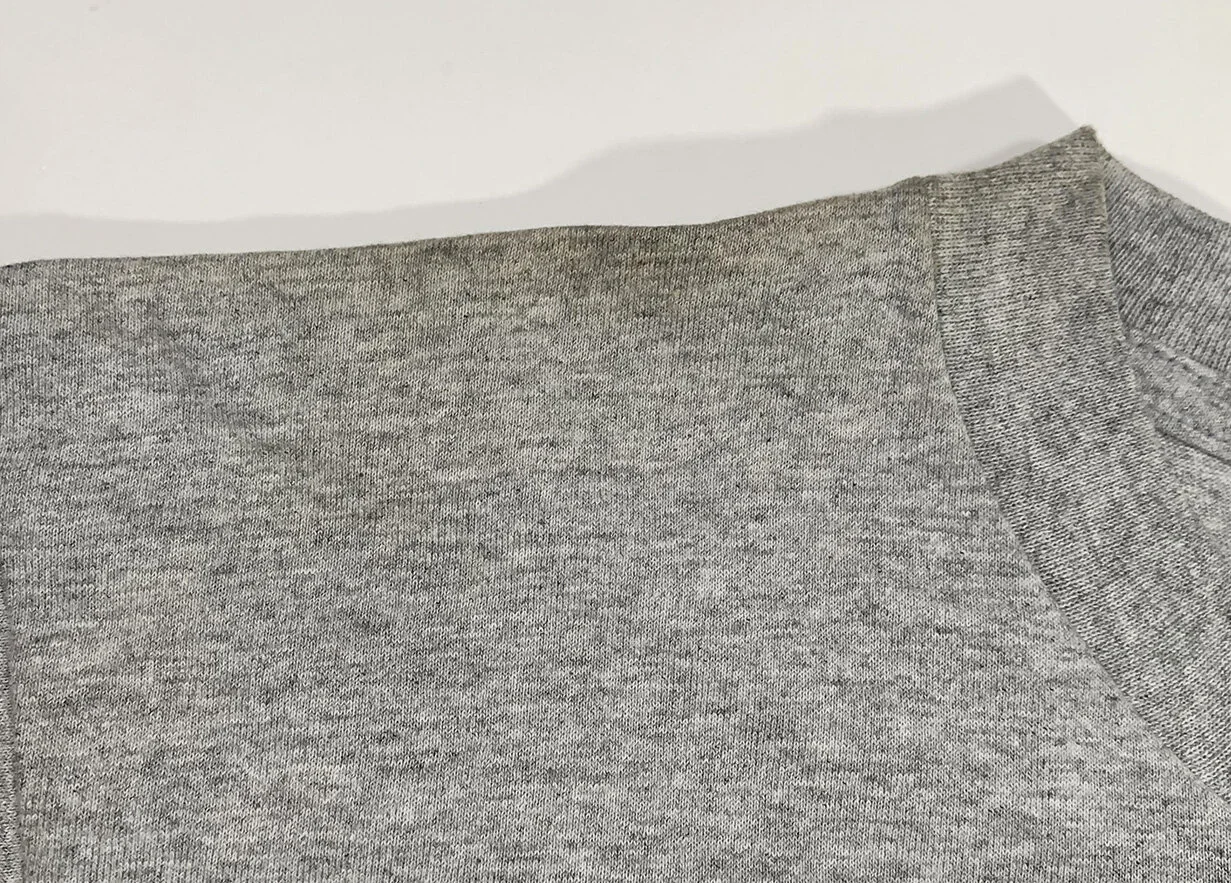 wear on neck .jpg