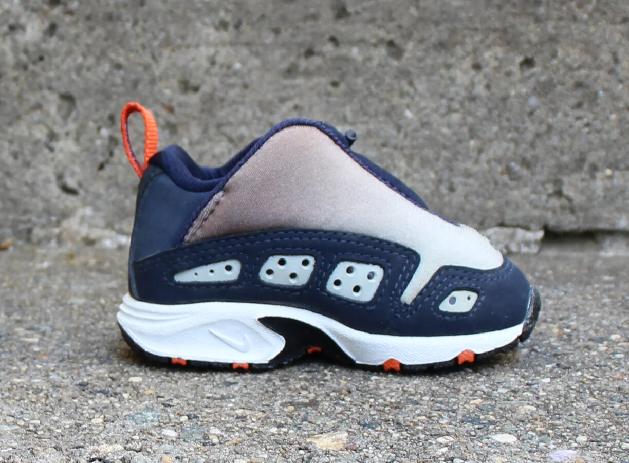Baby Nike Sunder Max Obsidian and orange