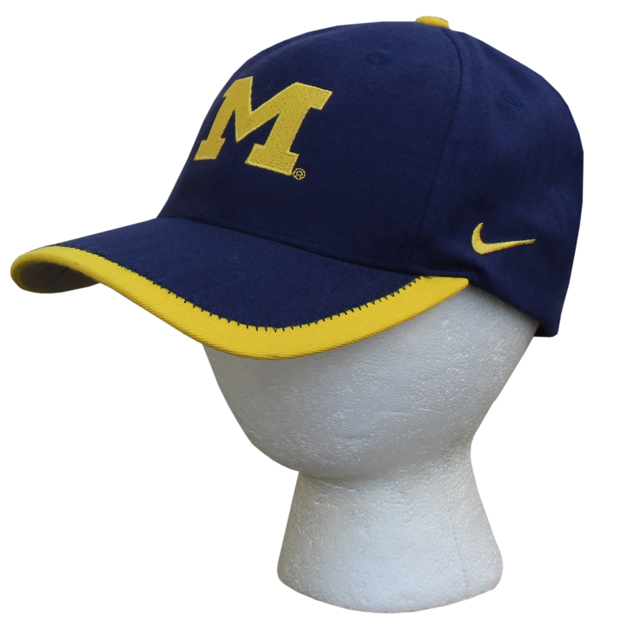 Vintage Nike Michigan Wolverines Hat.