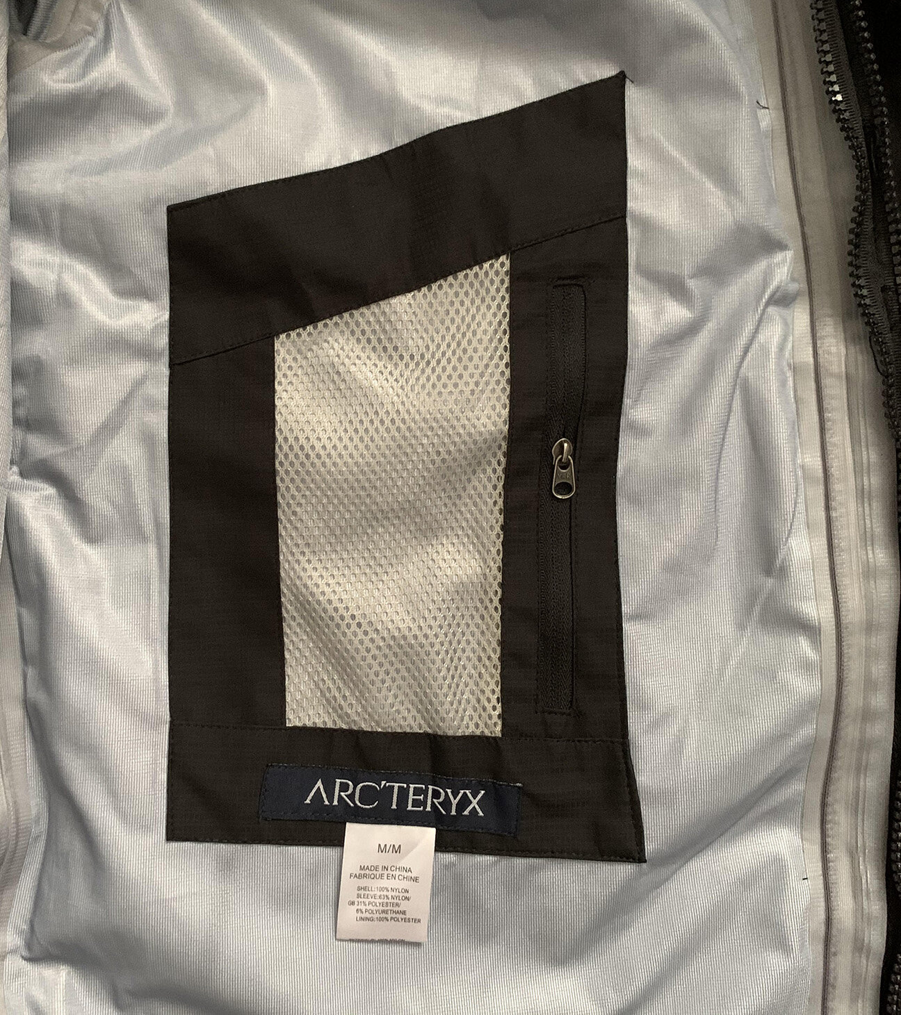 Arc'teryx Gore-Tex 2 In 1 Jacket (Size M) — Roots