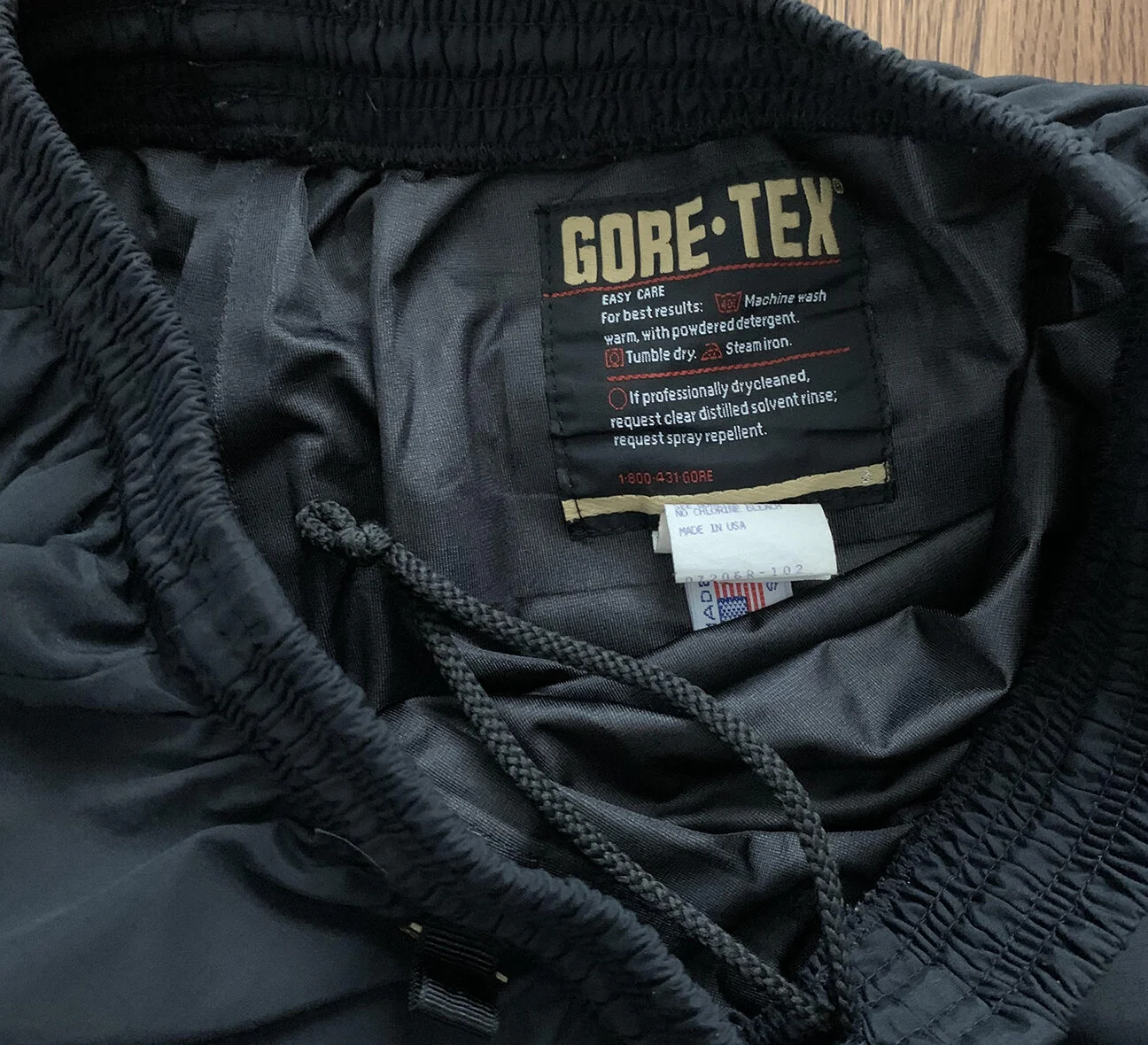 Vintage 90s Gore-Tex branded black pants.